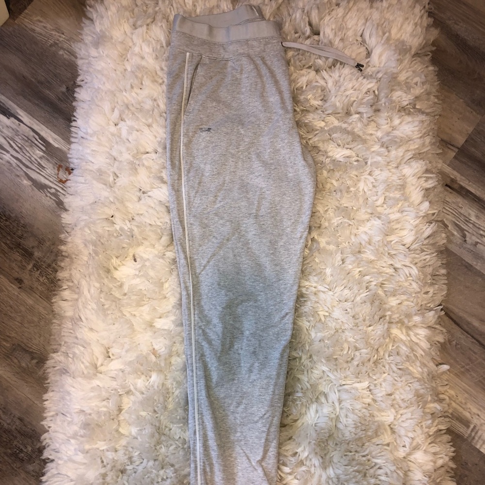 Under armour T-shirt sweat pants